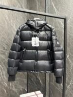 Moncler Maljasset Men's Short Down Jacket - Image 5