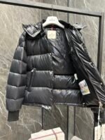 Moncler Maljasset Men's Short Down Jacket - Image 4
