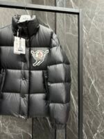 Moncler Lester Pixel Ski Cartoon Logo Short Men's Down Jacket Clip - Image 5
