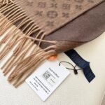 Louis Vuitton Men's Cashmere Brown Scarf Size: 30*180cm - Image 7