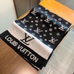Louis Vuitton high-end Black 100% cashmere knitted scarf Size: 30*180cm - Image 6