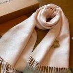 Louis Vuitton New Year pink dragon embroidered patch jacquard 100% wool scarf Size: 186* 34 cm - Image 9