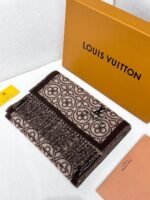 Louis Vuitton 100% lambskin double-sided jacquard brown scarf Size: 35*200cm - Image 3