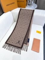 Louis Vuitton 100% lambskin double-sided jacquard brown scarf Size: 35*200cm - Image 7
