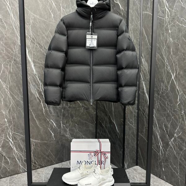Moncler Masac Men's Short Down Jacket