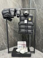 Moncler Cyclone 2-in-1 down jacket - Image 3