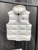 Moncler Bormes short down vest - Image 8