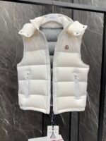 Moncler Bormes short down vest - Image 5