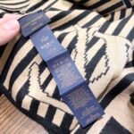 Louis Vuitton Khaki Striped Cashmere Scarf Size: 30*180cm - Image 7