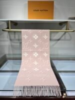 Louis Vuitton 100% wool pink shawl scarf Size: 34*180cm - Image 8