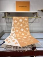 Louis Vuitton 100% wool orange shawl scarf Size: 34*180cm - Image 7