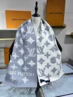 Louis Vuitton 100% wool grey shawl scarf Size: 34*180cm - Image 4