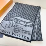 Louis Vuitton 100% imported knitted cashmere scarf Size: 180*32cm - Image 2