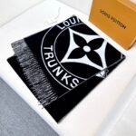 Louis Vuitton pattern high-end warm scarf Size: 45*215cm - Image 2