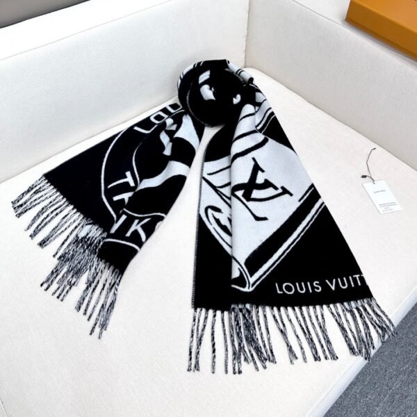 Louis Vuitton pattern high-end warm scarf Size: 45*215cm