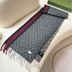 Gucci classic cashmere dark gray shawl scarf size: 70*200cm - Image 5