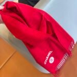 Chanel 100% premium cashmere ripple scarf - Image 5