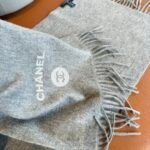 Chanel 100% premium cashmere ripple scarf - Image 5