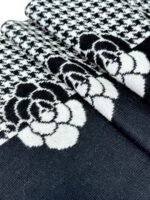 CHANEL houndstooth and camellia knitted scarf  Size: 33*180cm - Image 6