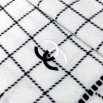 Chanel Scotland imported 100% cashmere texture scarf  Size: 38*185cm - Image 4