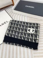 CHANEL wool suit hat three-piece set hat + scarf + gloves - Image 6