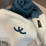 CHANEL 100% cashmere water ripple small scarf  Size: 30*180cm - Image 4