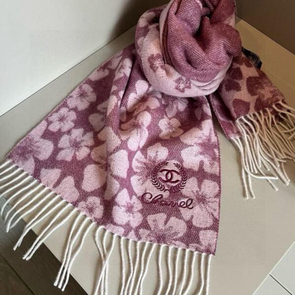 Chanel Paris Fashion Show new cashmere Scarf