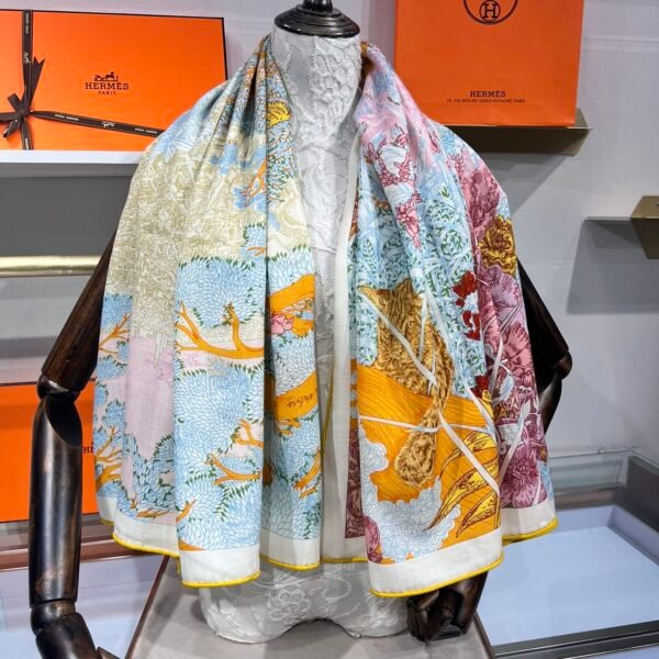 Hermès [Return to Nature] Cashmere Scarf Size: 140*140cm
