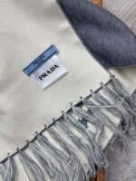 Prada wool two-piece suit 【Hat +Scarf】 - Image 5