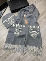 Prada wool two-piece suit 【Hat +Scarf】 - Image 4