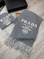 Prada wool two-piece suit 【Hat +Scarf】 - Image 3
