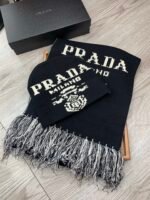 Prada wool two-piece suit 【Hat +Scarf】 - Image 7