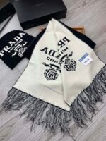 Prada wool two-piece suit 【Hat +Scarf】 - Image 8