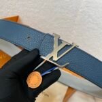 Louis Vuitton LV double-sided two-color lychee pattern belt Width: 4cm - Image 9