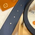 Louis Vuitton LV double-sided two-color lychee pattern belt Width: 4cm - Image 6