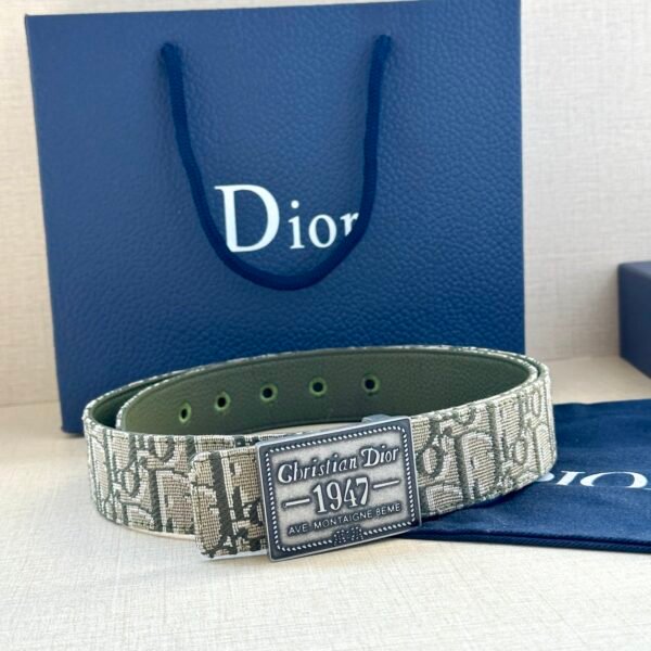 Dior belt buckle Width: 3.5cm