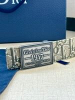 Dior belt buckle Width: 3.5cm - Image 4