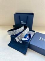 Dior belt buckle Width: 3.5cm - Image 3