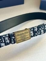 Dior belt buckle Width: 3.5cm - Image 4
