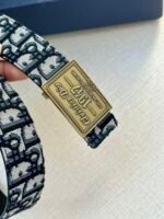 Dior belt buckle Width: 3.5cm - Image 3