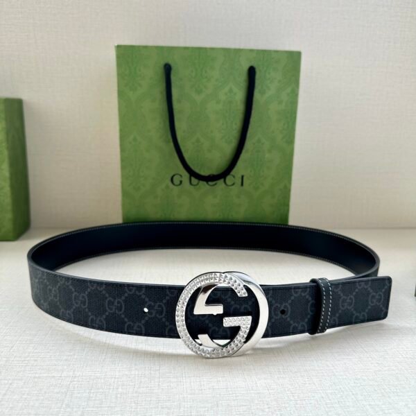 GUCCI GG Supreme interlocking double G buckle canvas belt Width: 3.8cm