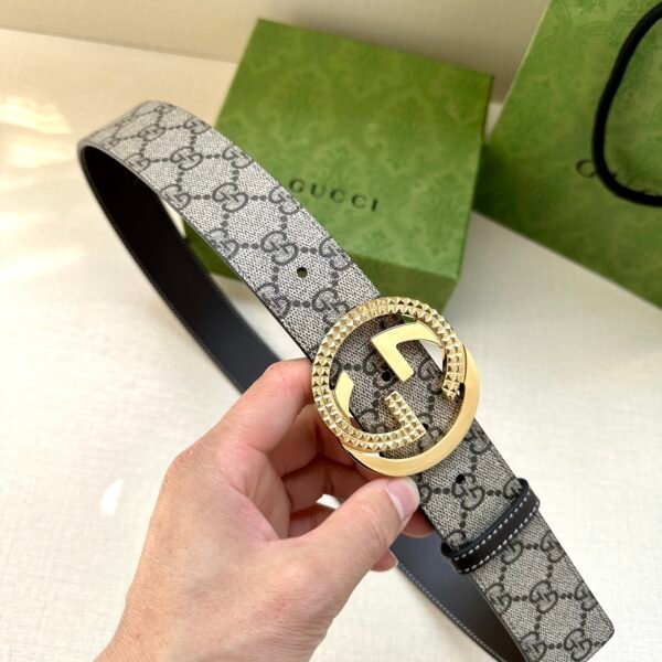 GUCCI GG Supreme interlocking double G buckle canvas belt Width: 3.8cm