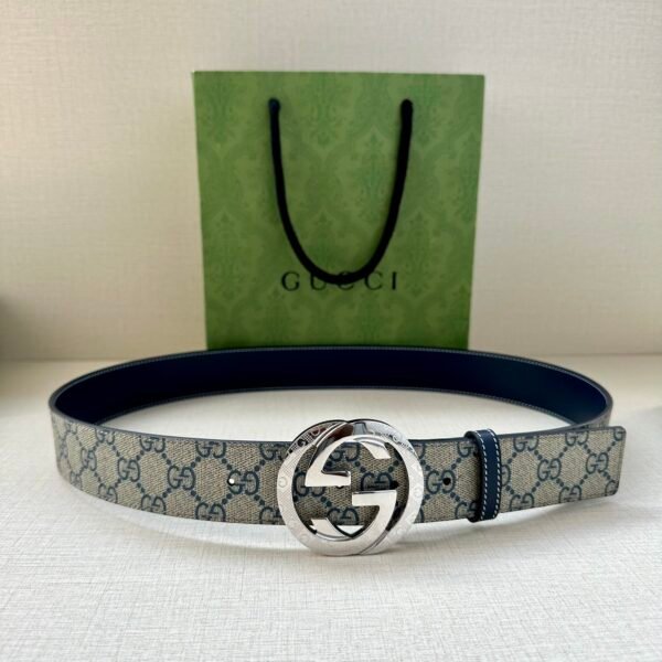 GUCCI GG Supreme interlocking double G buckle canvas belt Width: 3.8cm