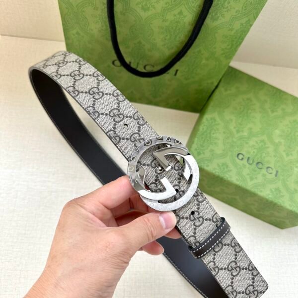 GUCCI GG Supreme interlocking double G buckle canvas belt Width: 3.8cm