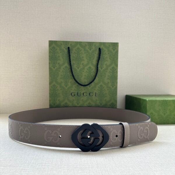 GUCCI printed embossed blue leather belt Width: 4.0cm