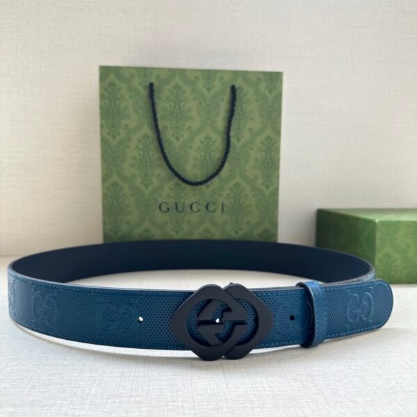 GUCCI printed embossed blue leather belt Width: 4.0cm