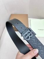 BURBERRY Men's Metal Buckle Top Layer Leather Double-Sided Belt Width: 4.0cm - Image 5