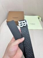 BURBERRY Men's Metal Buckle Top Layer Leather Double-Sided Belt Width: 4.0cm - Image 4