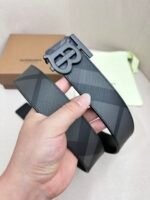 BURBERRY Men's Metal Buckle Top Layer Leather Double-Sided Belt Width: 4.0cm - Image 6