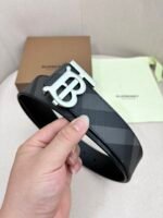 BURBERRY Men's Metal Buckle Top Layer Leather Double-Sided Belt Width: 4.0cm - Image 7